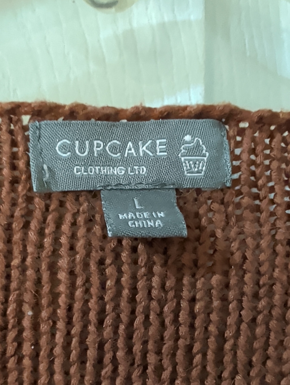 Cake Rust-Brown V-Neck Knit Sweater - Picture 2 of 3
